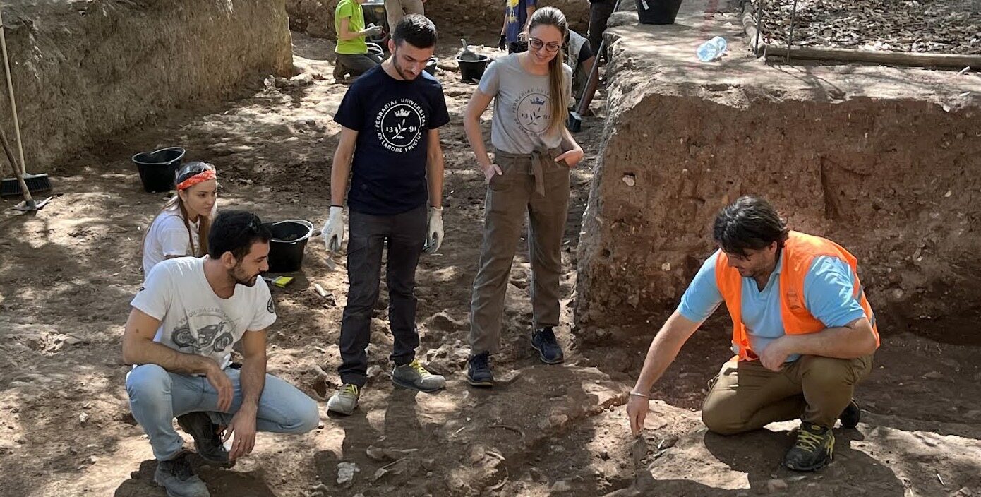 Gli archeologi di Unife sullo scavo archeologico in Via Appia Antica